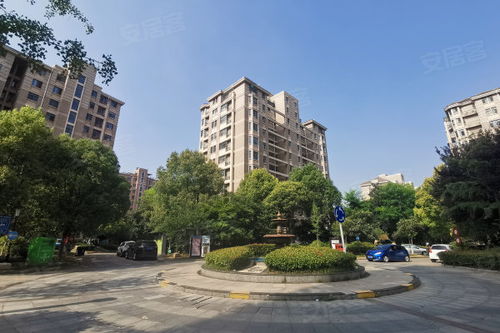 御景湾香梅街区优点 不足,御景湾香梅街区怎么样,御景湾香梅街区周边房产中介经纪人评价