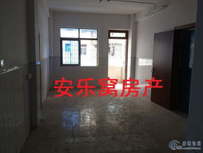 雅居花园4楼精装房源出售 京口区优质二手房中介服务推荐